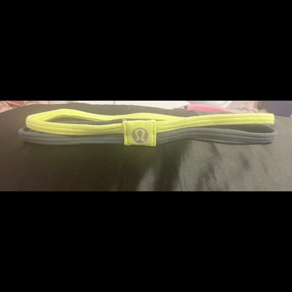 Lululemon head band bundle - Picture 2 of 9